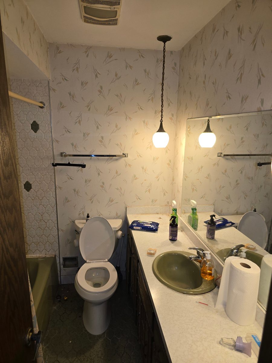 Full Bathroom Fixtures