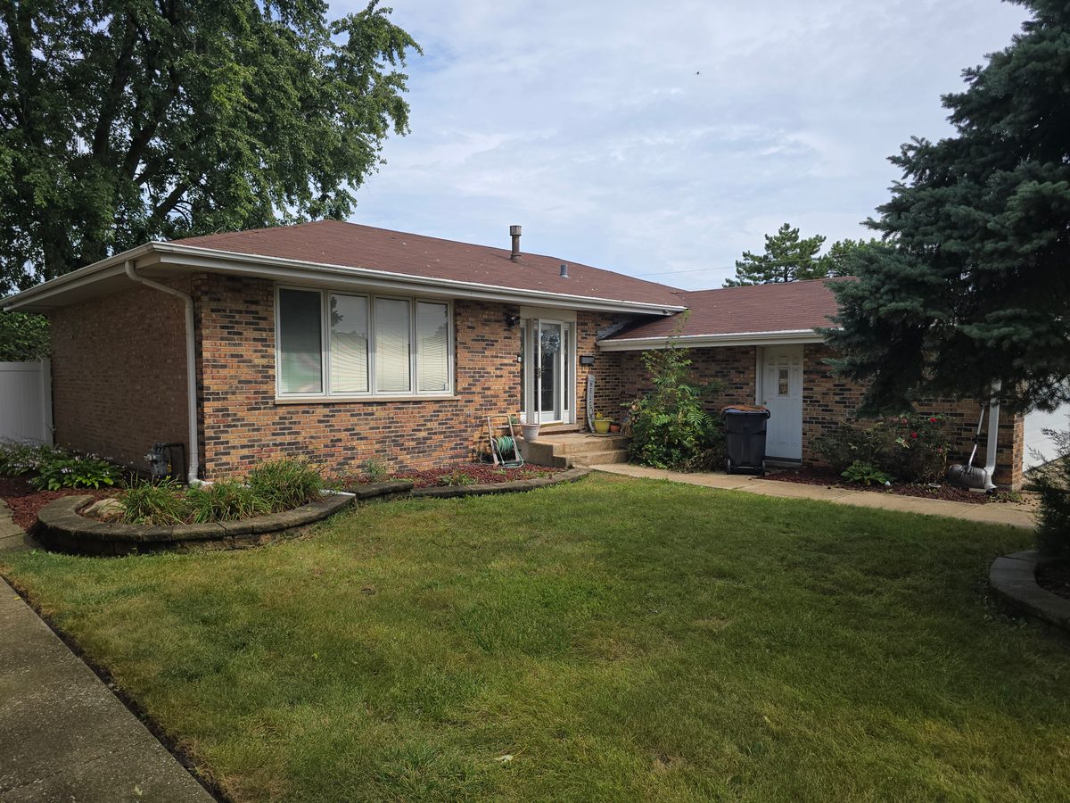 Front Exterior & Elevation